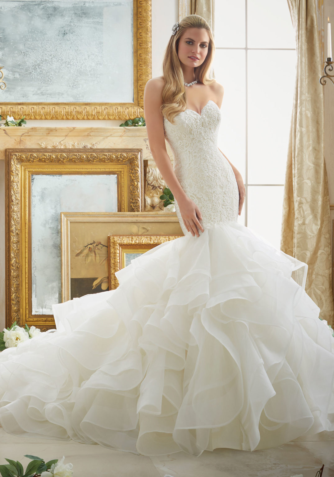 5 Best Bridal Gown Styles for Short Brides in 2024 WeddingStats