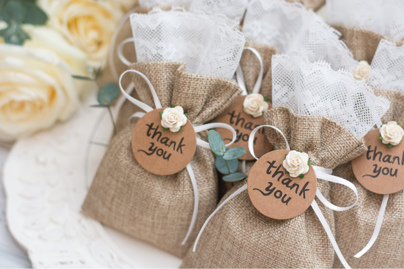 20 Best Personalized Wedding Favors For Your Special Day 2024 Guide   Wedding Favors 