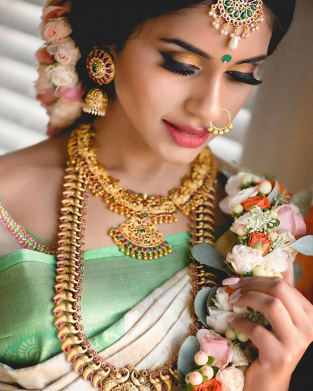 5 Tips For Traditional South Indian Bridal Makeup Looks 2023 Guide Weddingstats 6147
